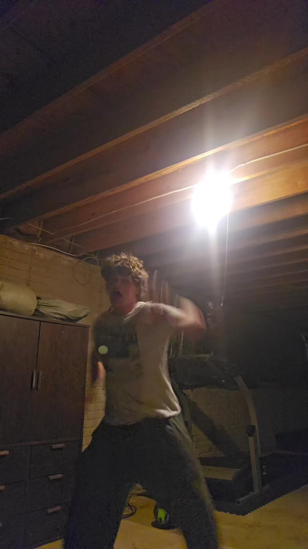 @JJ