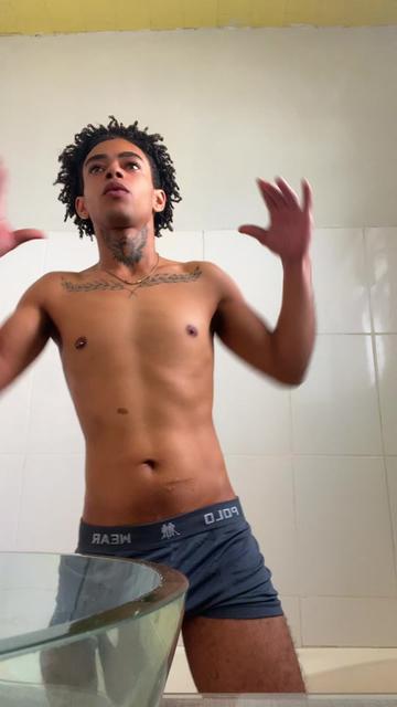 @Tchelinho Silva