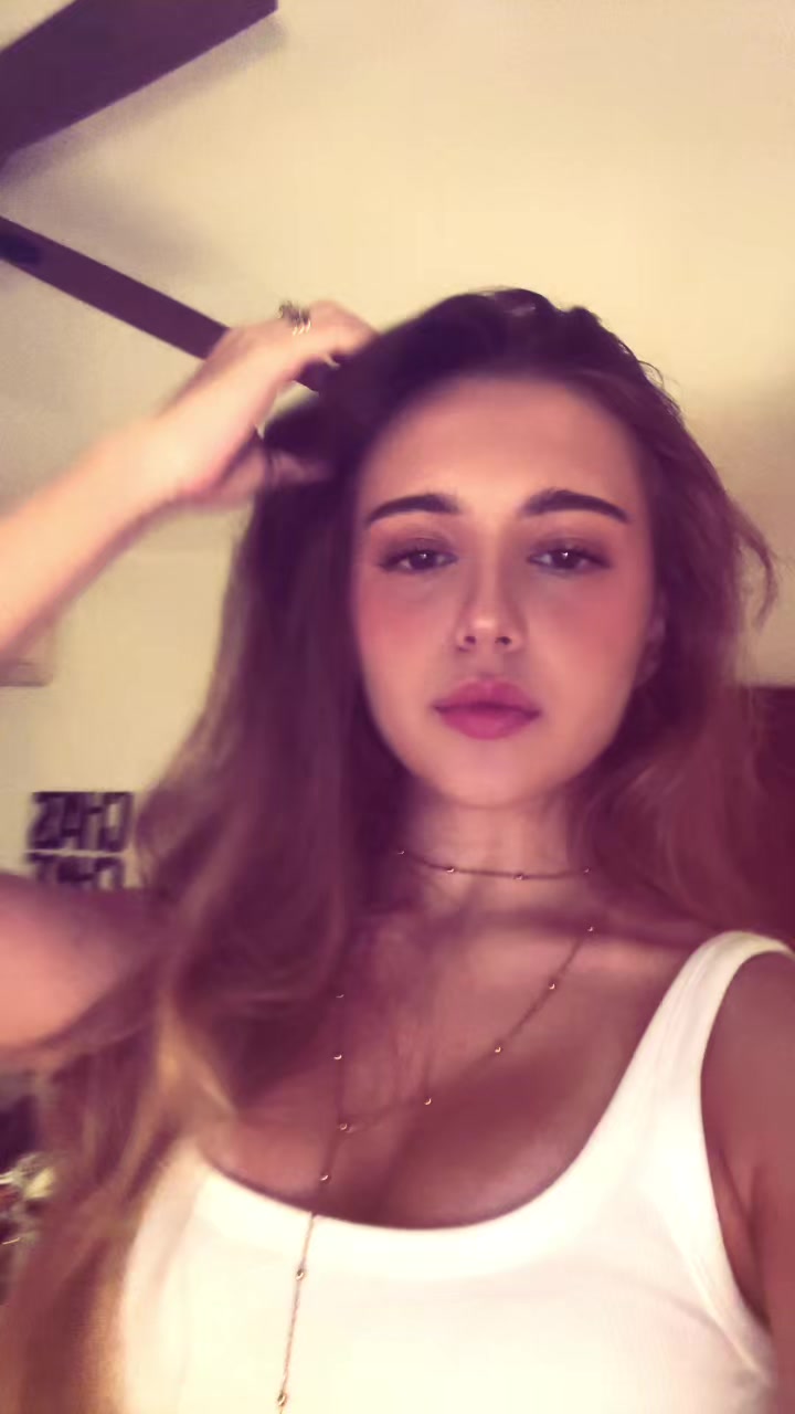 @Lauren De Wolf