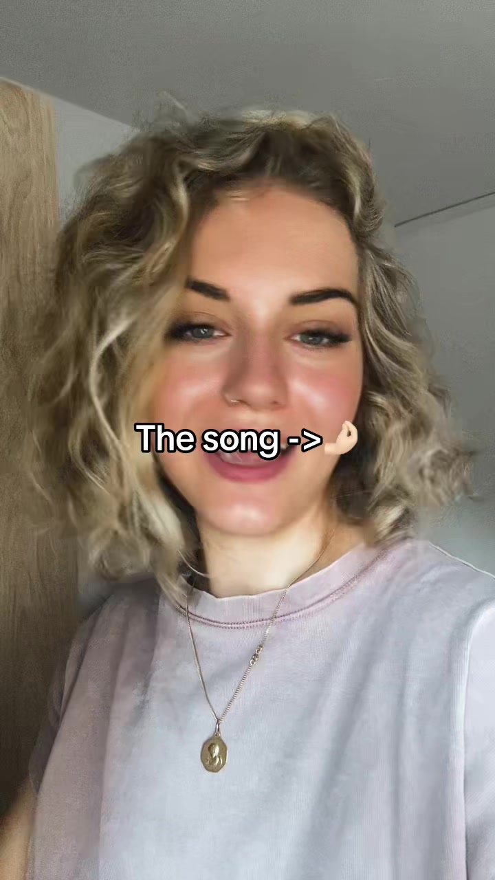 @Julyee
