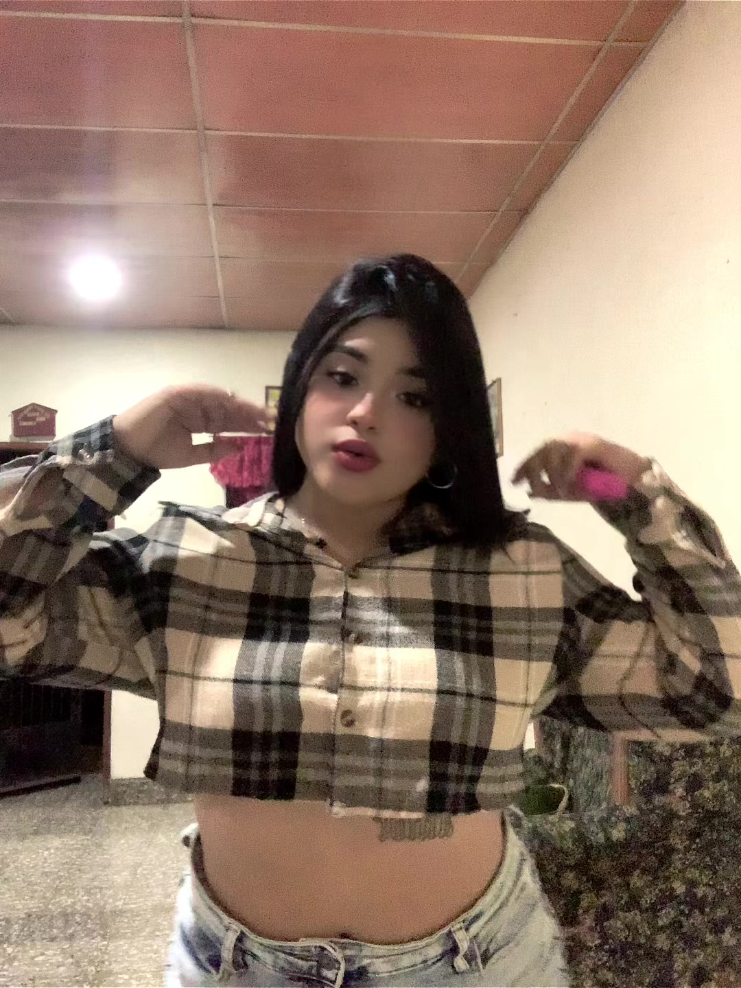 @𝓕𝓮𝓻𝓷𝓪𝓷𝓭𝓪_𝓻𝓮𝔂𝓮𝓼 🎀