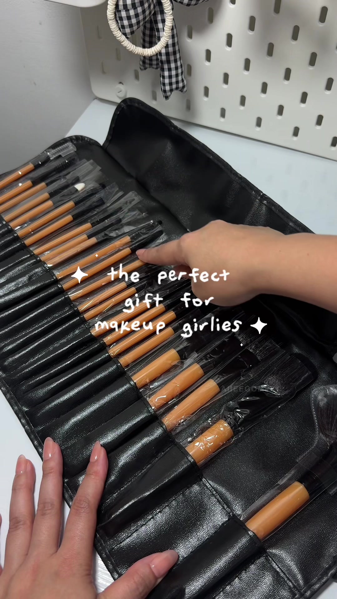 @aileen 🧚🏻♀️ ⋆˙⟡ ◡̈