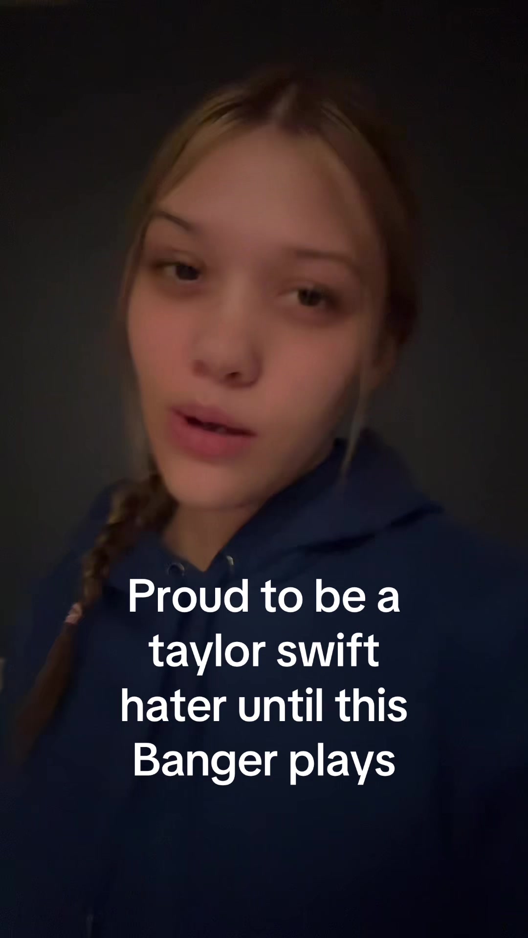 @🧟&zwj;♀️