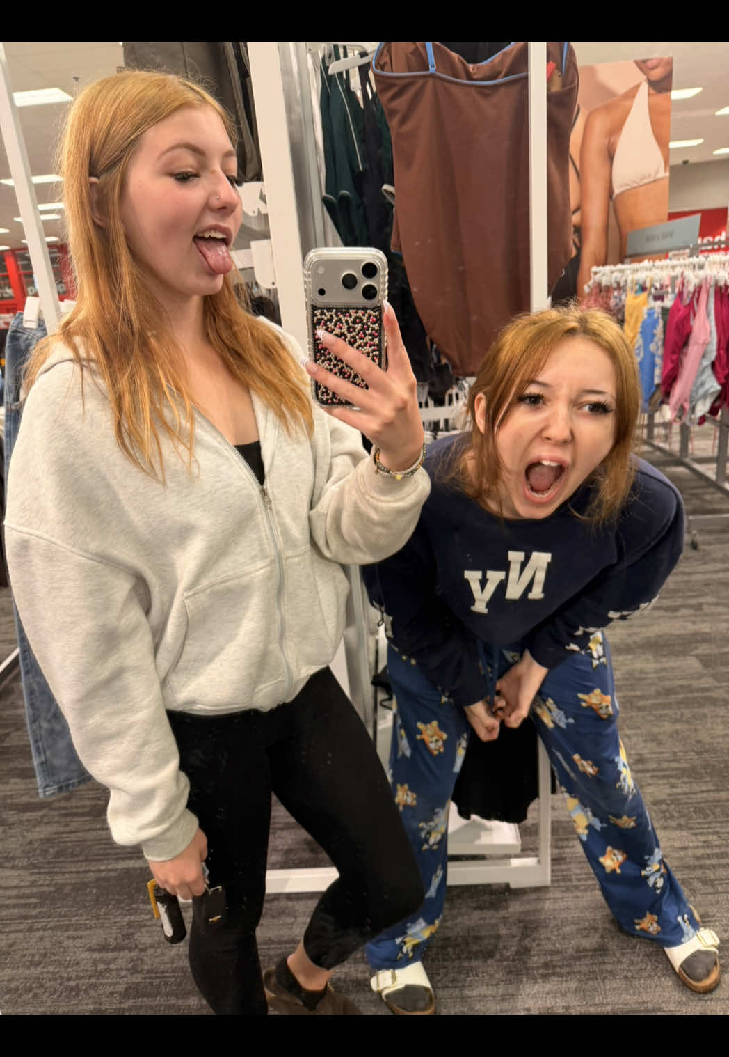 @niki