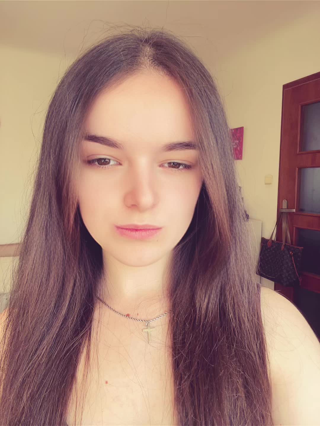 @_Mika_706