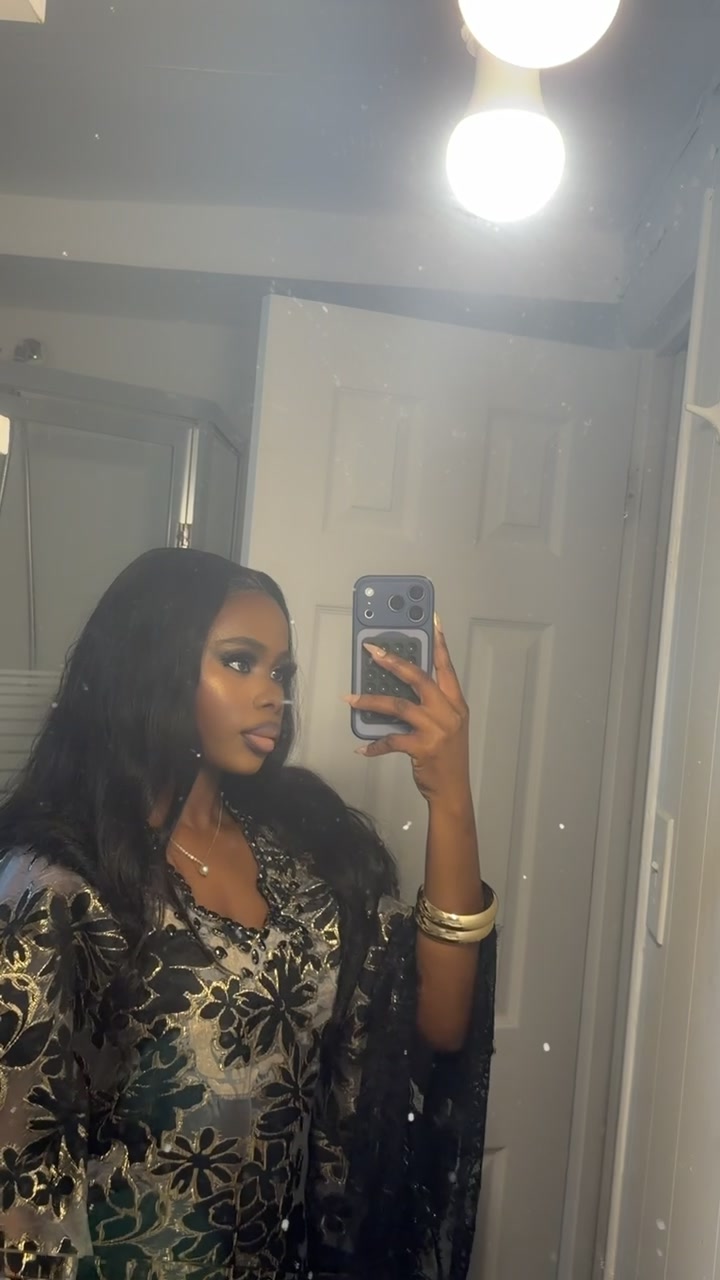 @Riyike✨🤎