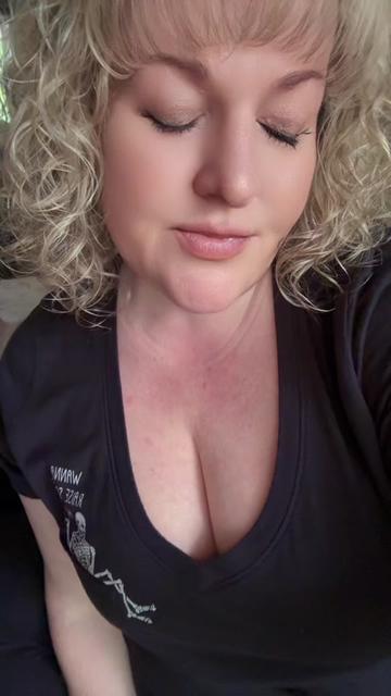 @Kristy.EnchantedChaos🖤💜💋