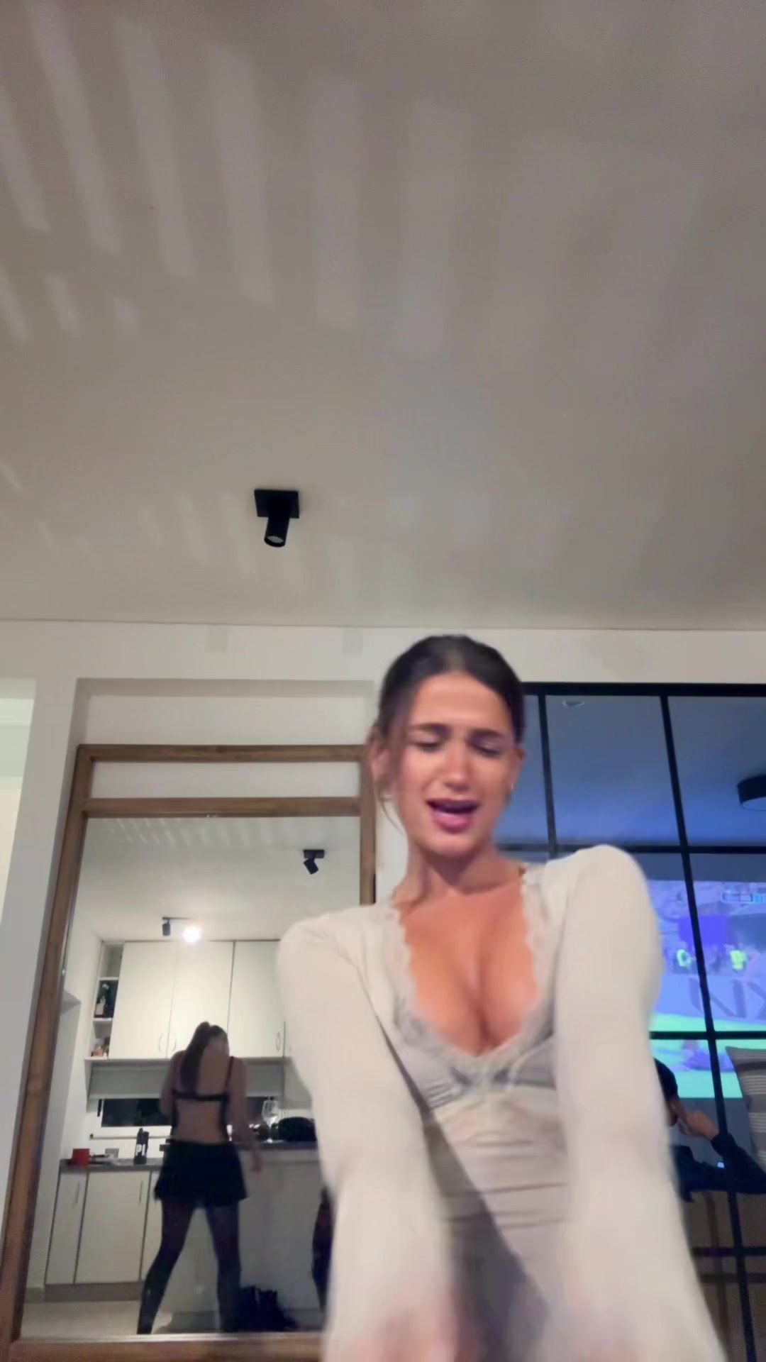 @Valentina