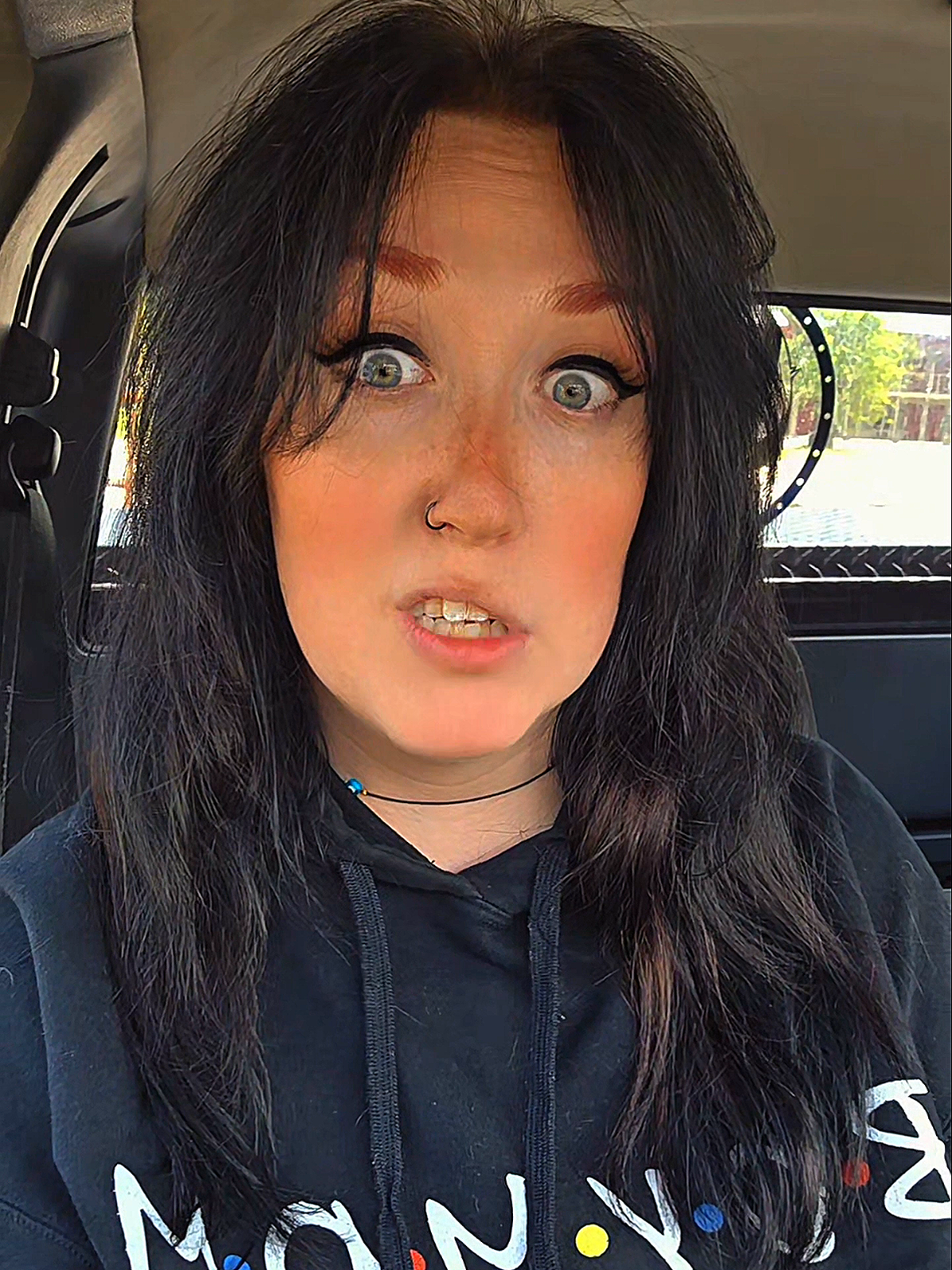 @Dezzyraii 🖤