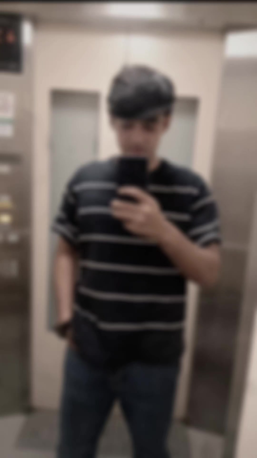 @🖤