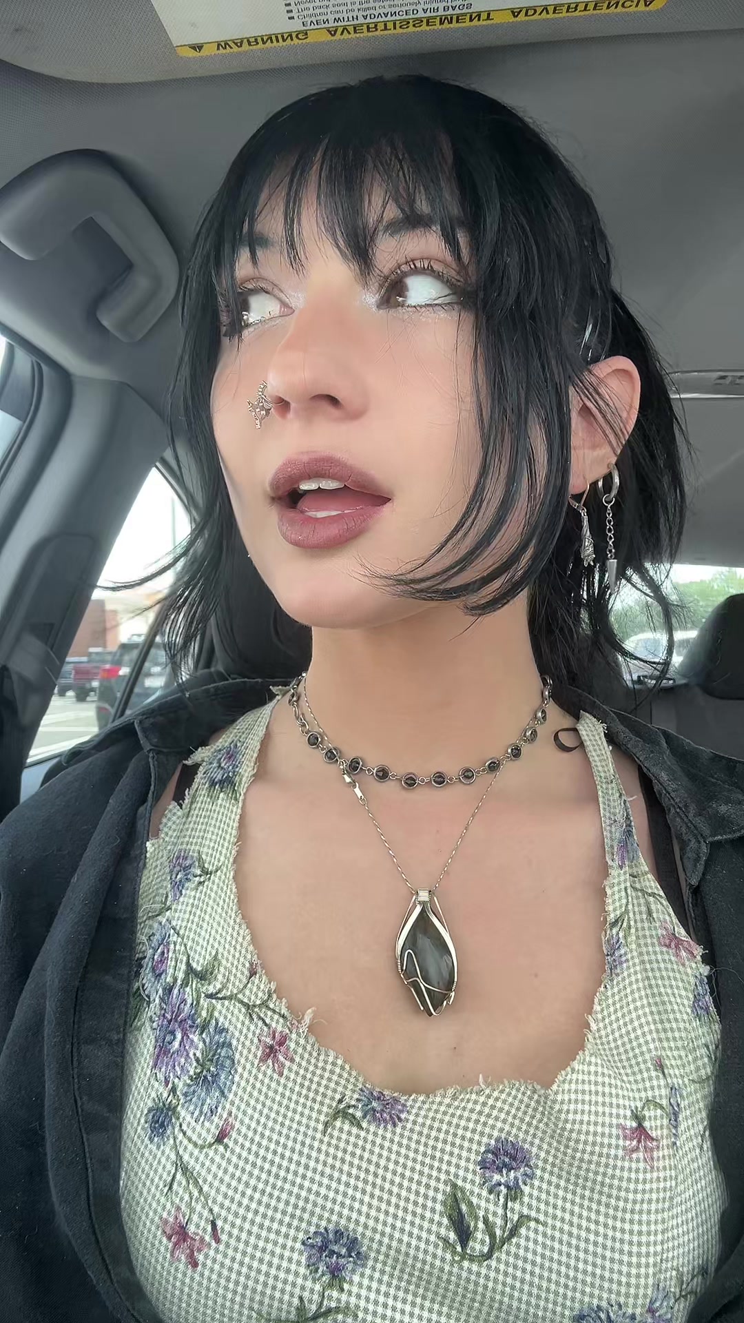 @…