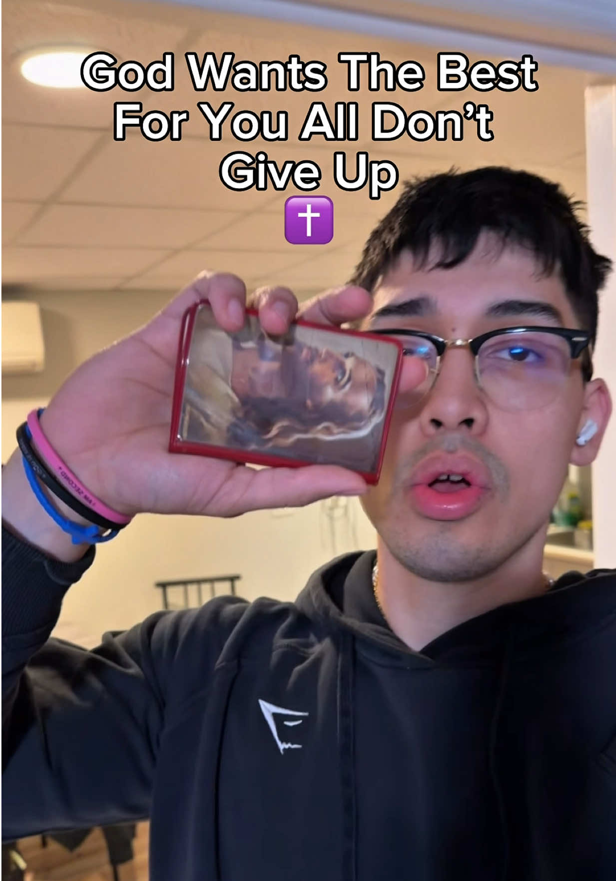 @johnnydivines