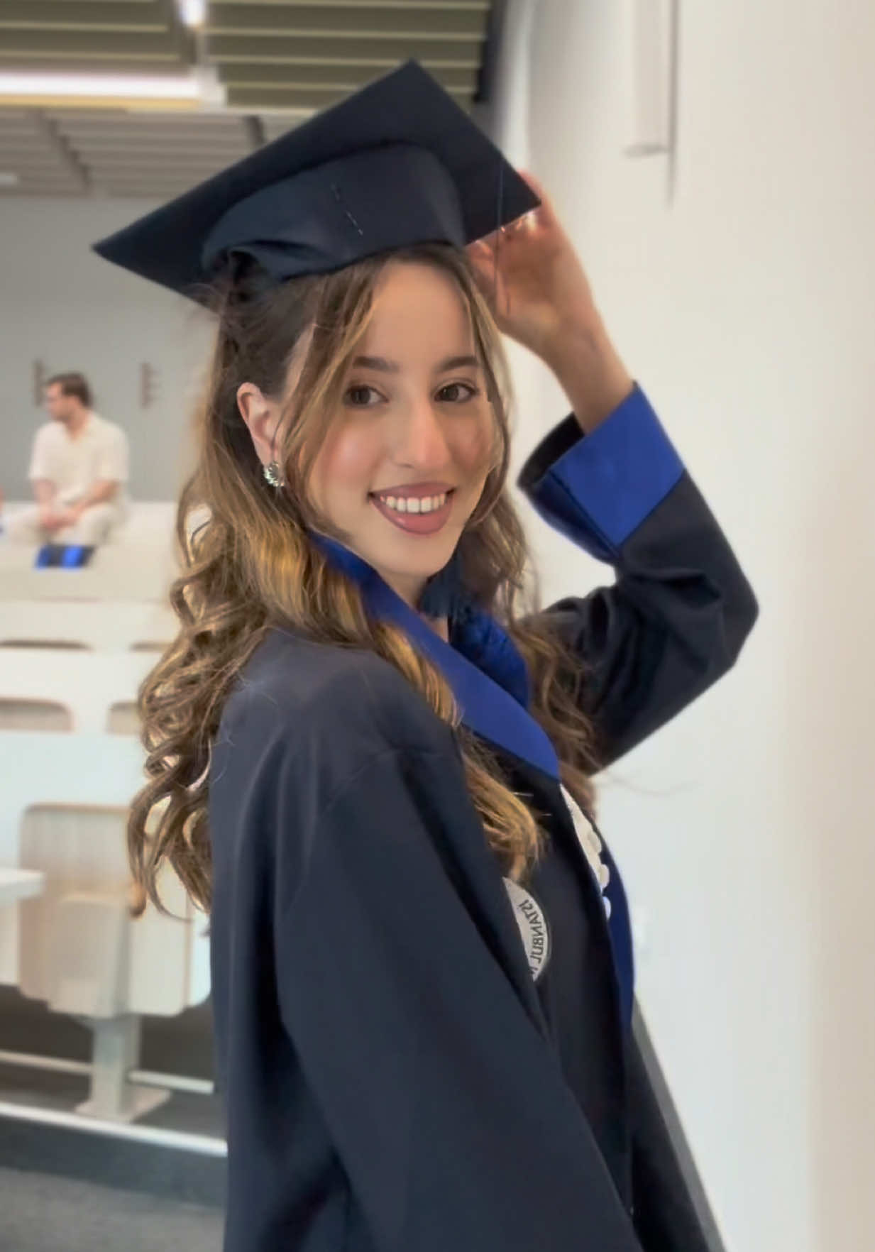 @alyouut