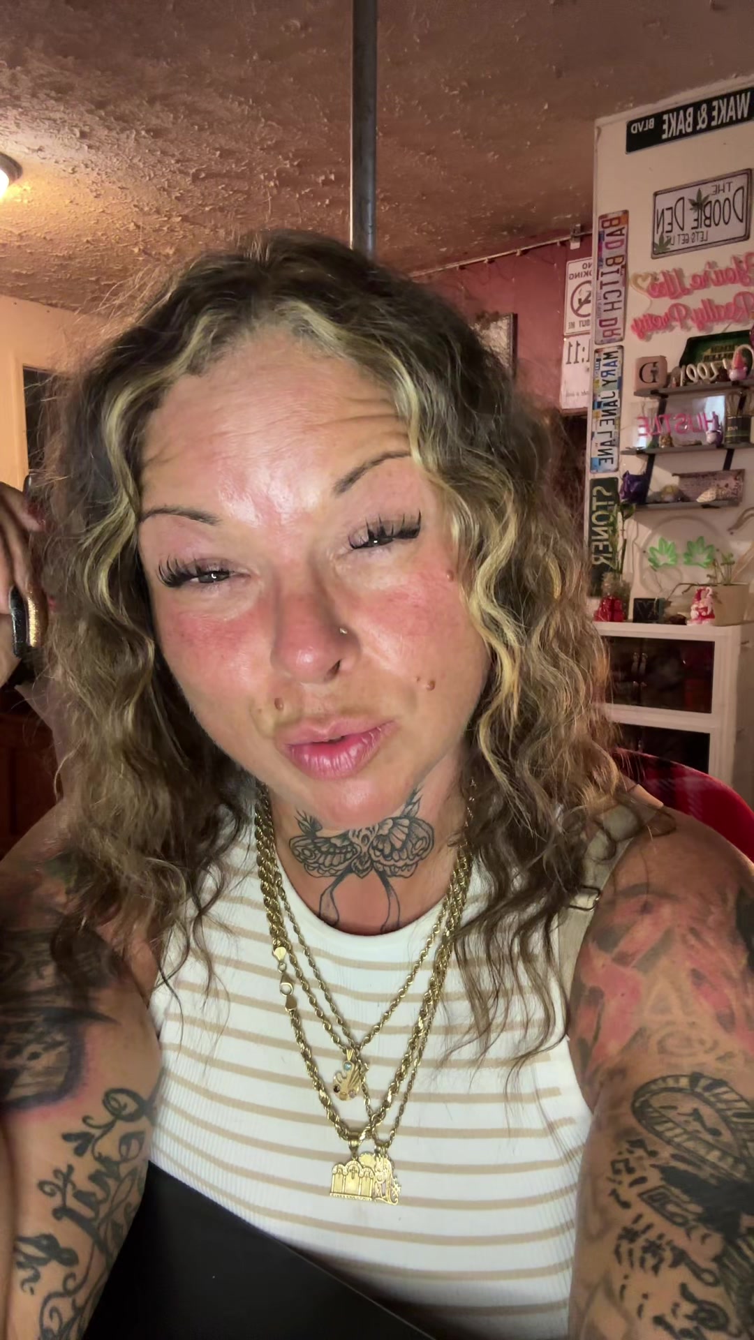 @Tattedstonermom🫧🤞🏼