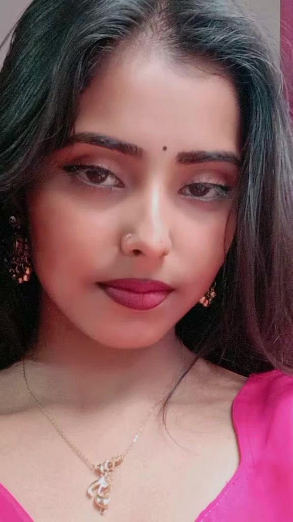 @rakhi thakur🌸🕊️