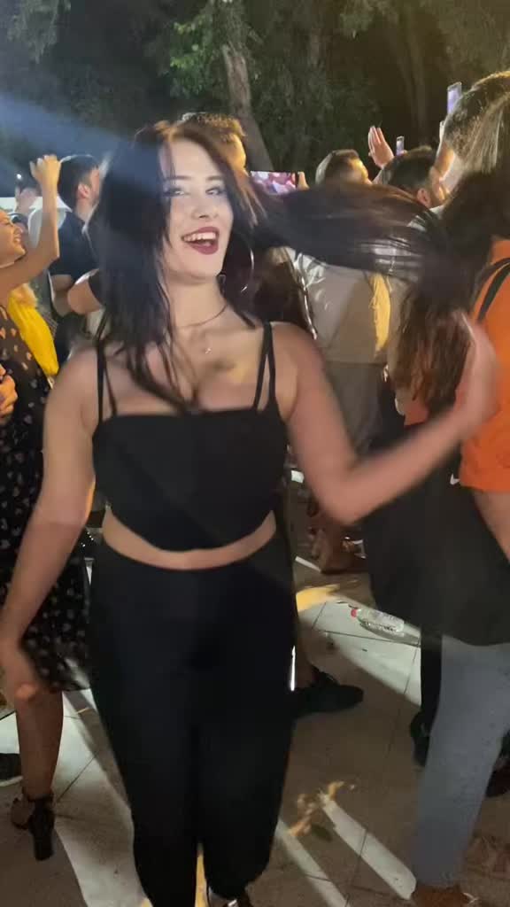 @nazenizlive21