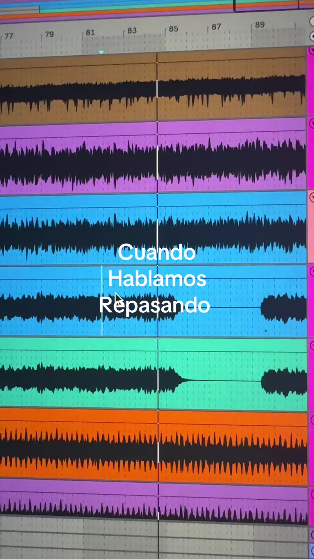 @Javiera Mena