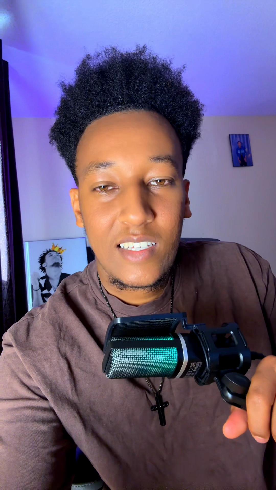 @BEE