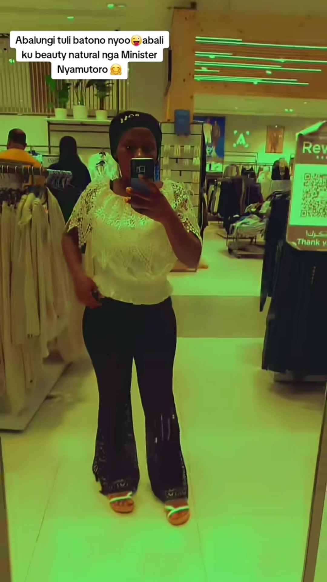 @FifiLoveUG🦋🖤🕊