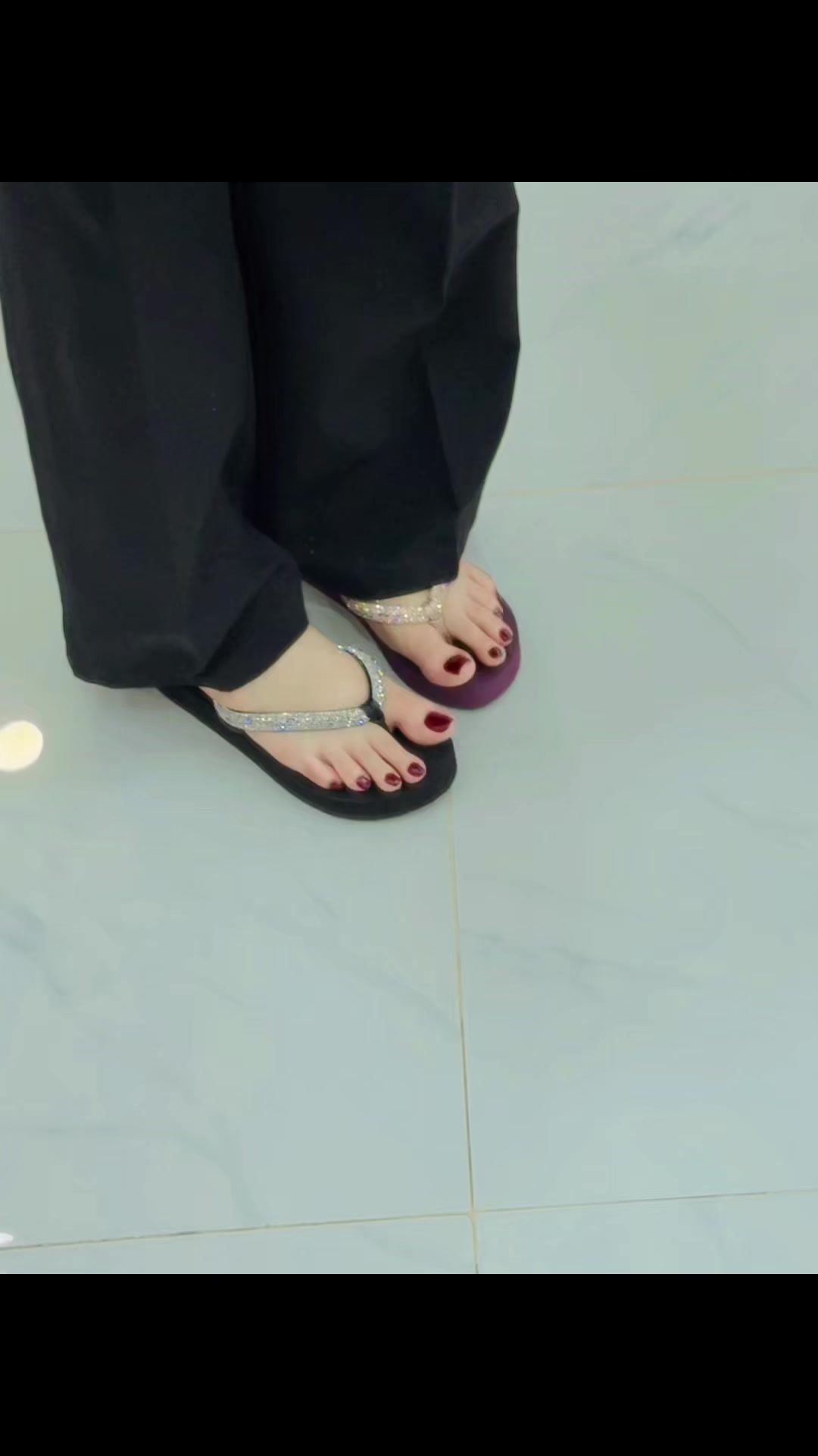 @Cherry Shoe Store