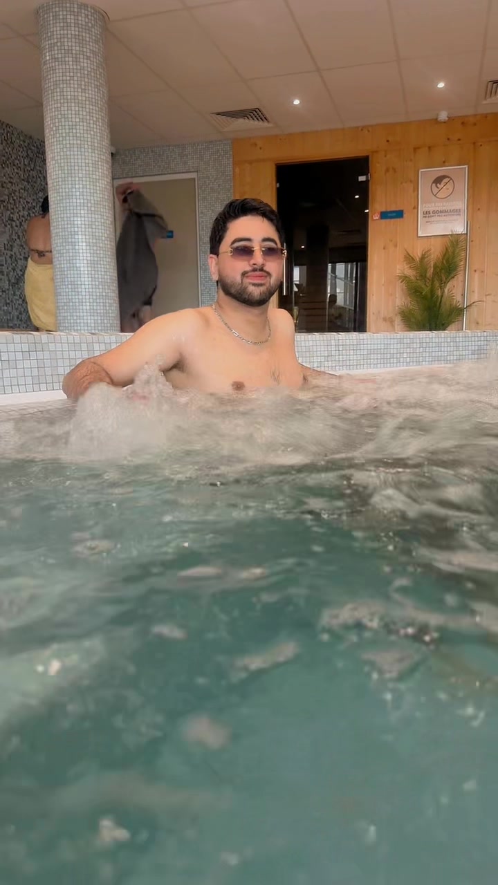 @Desi boy🇵🇰🇫🇷