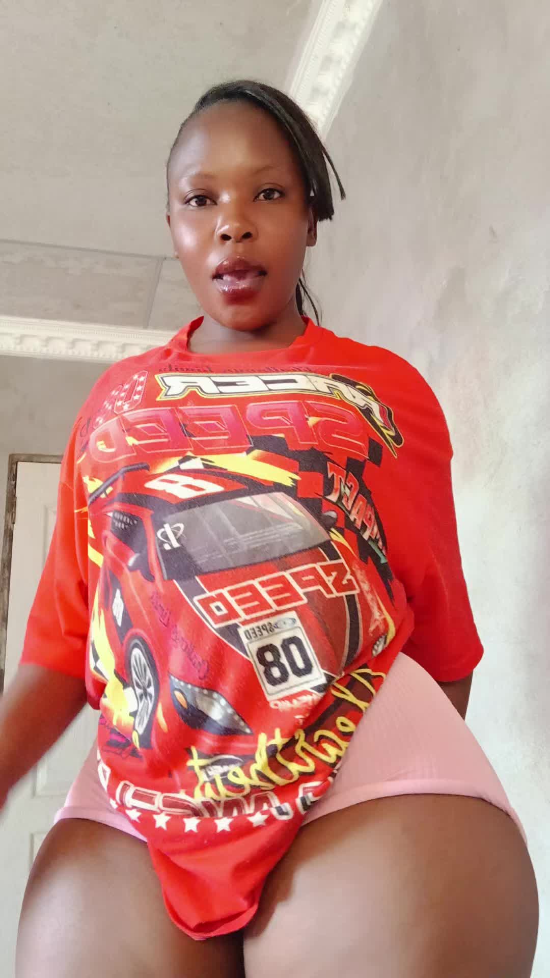 @Nikiwe.