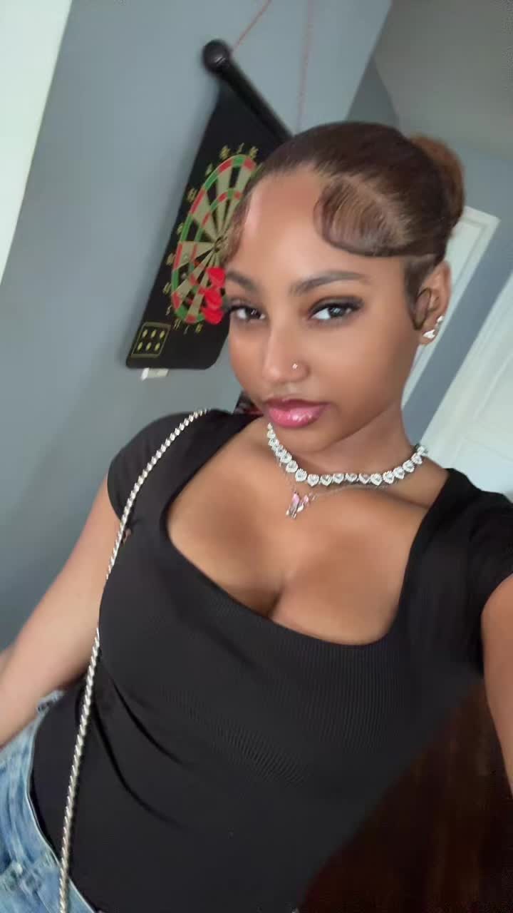 @layna marie