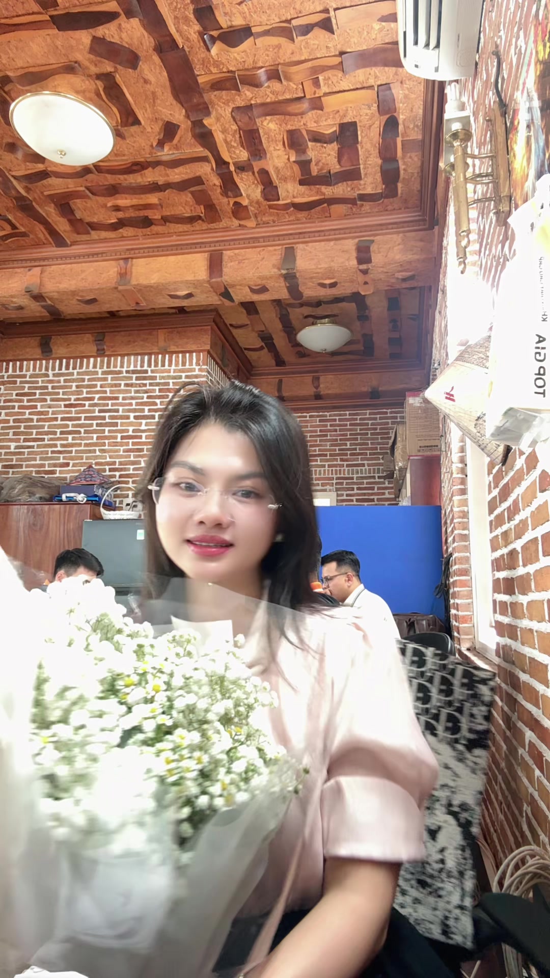 @Mai bé nhỏ