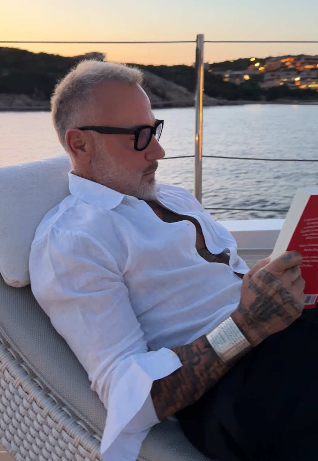 @Gianluca Vacchi