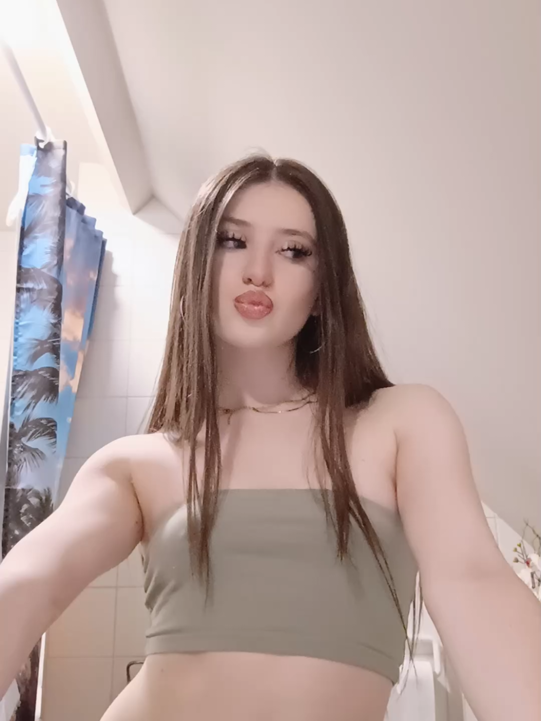 @iliana🌺