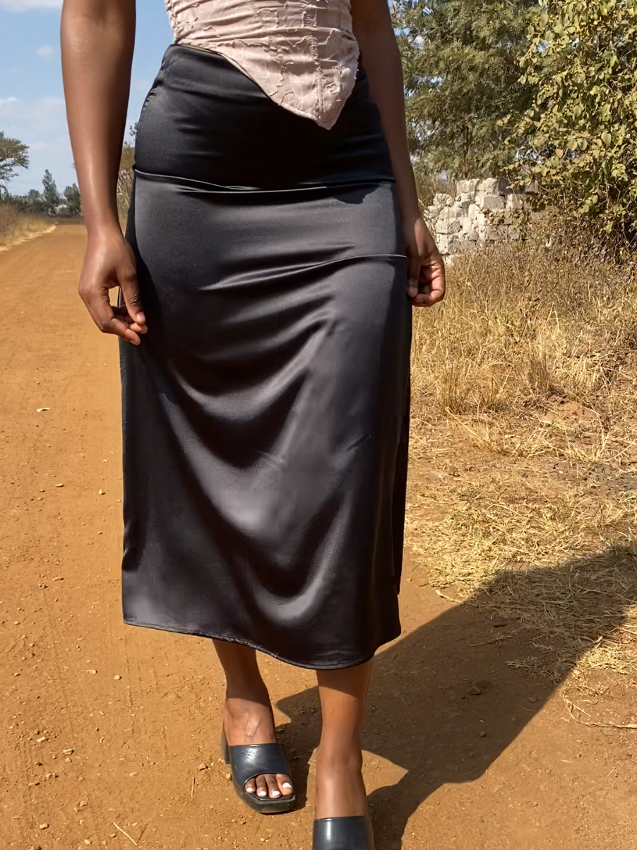 @SATIN SKIRTS PLUG