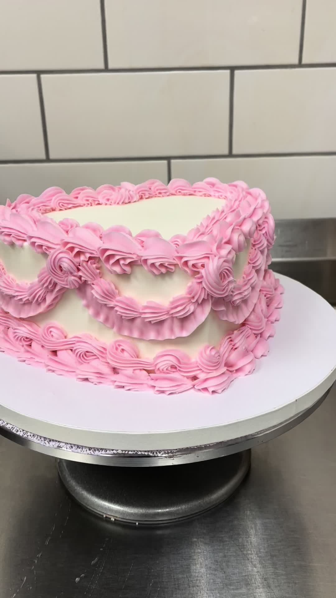 @cakesbyrahila