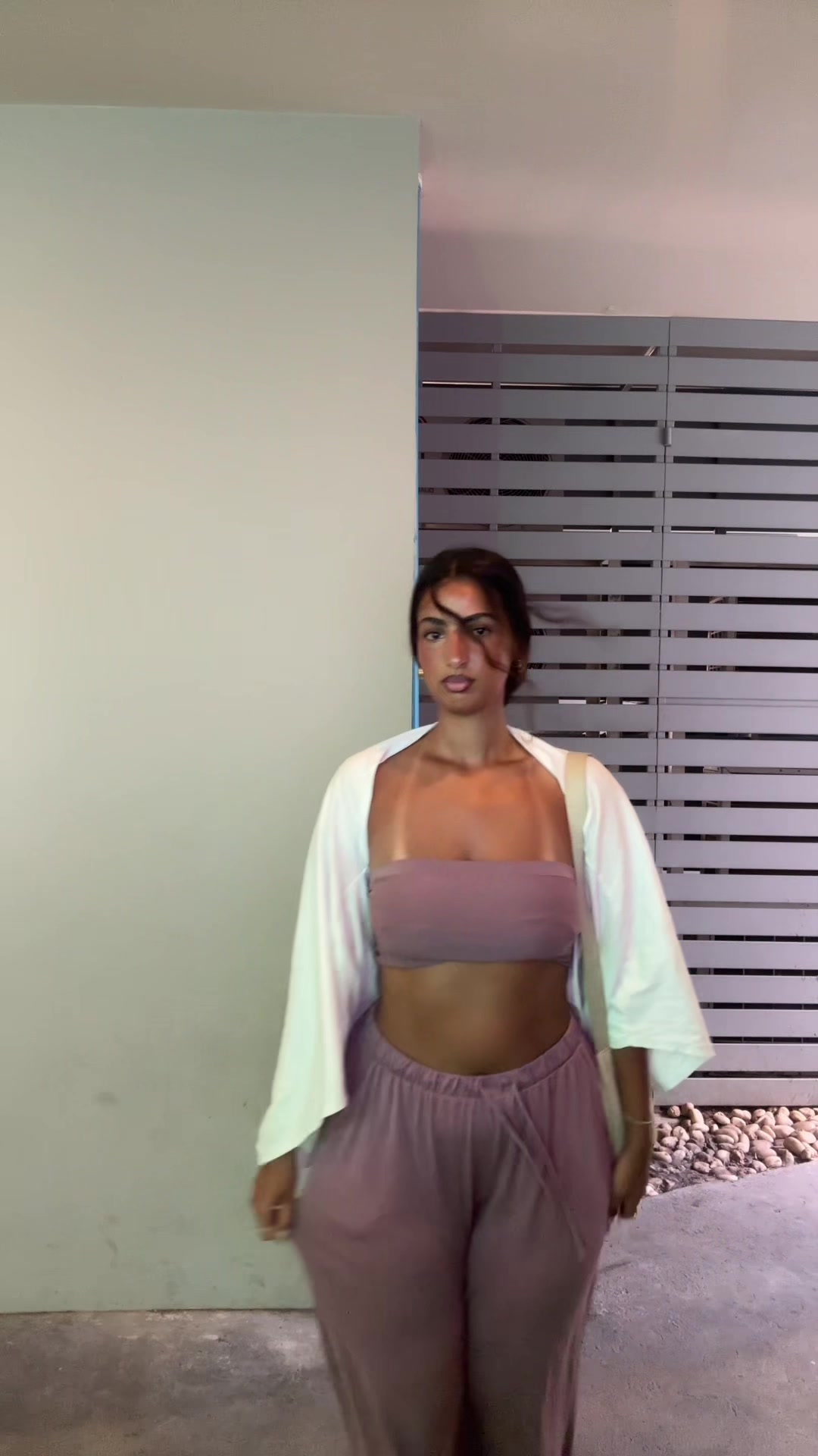 @Adjé