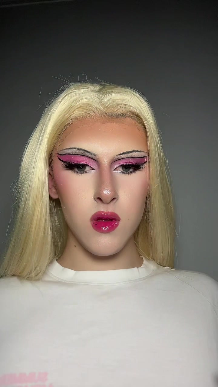@Antoiiines🎨✨