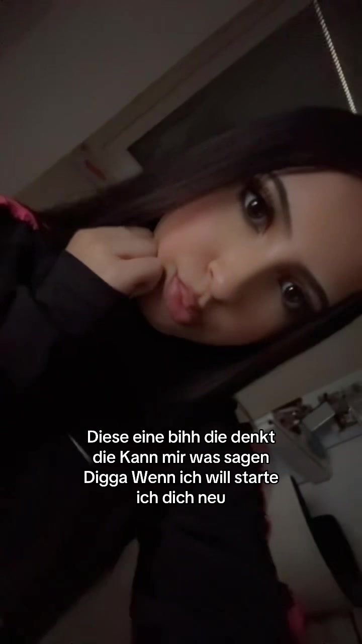 @naomiiii