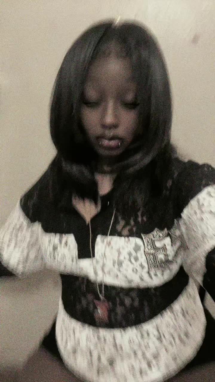 @Laila_2k21