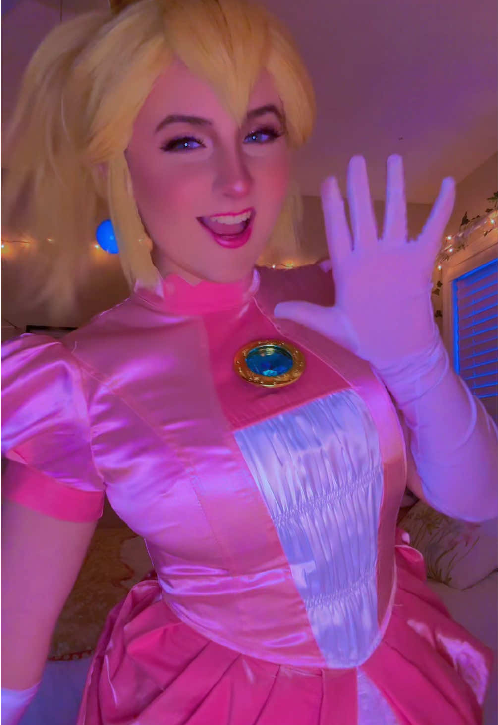 @charliesewscosplays
