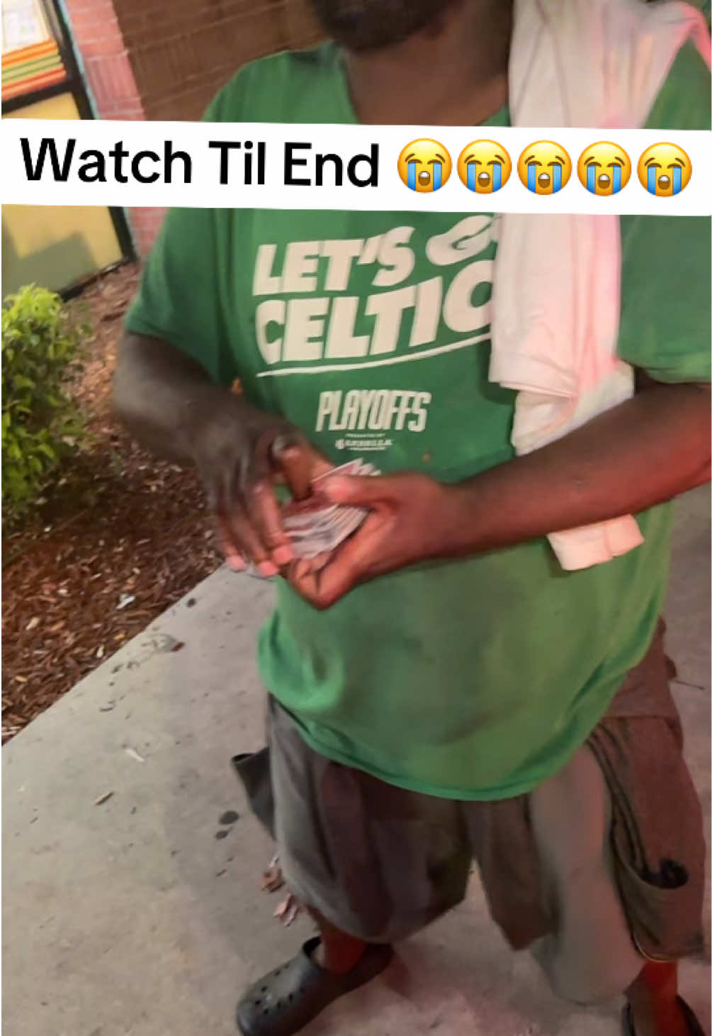 @KG 👨🏾&zwj;🦯⁉️