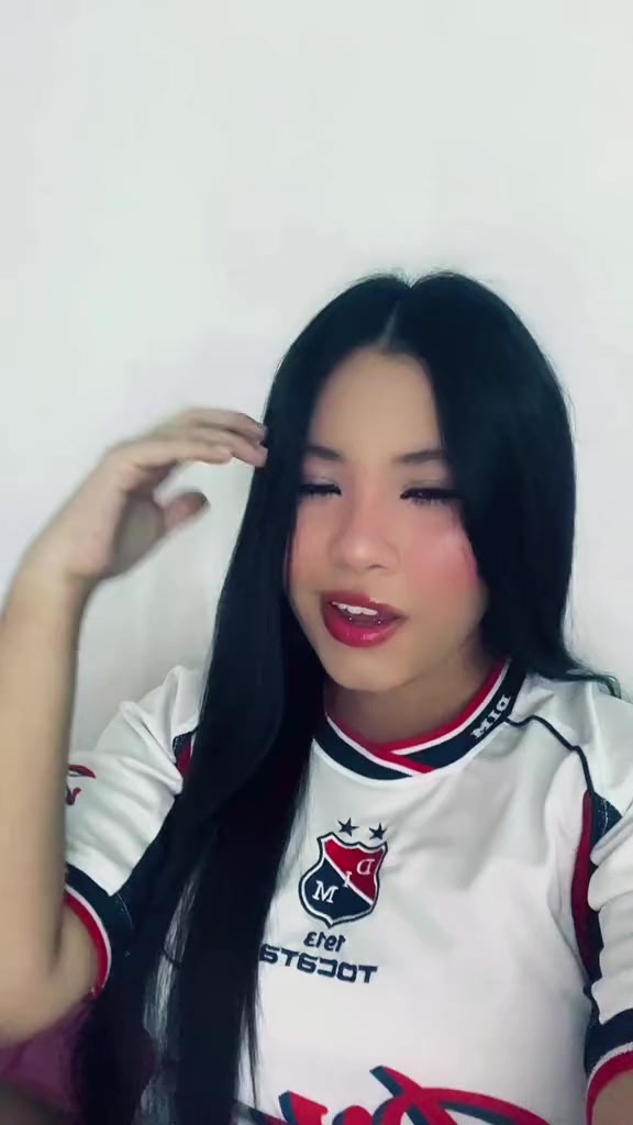 @Ximena 🦋