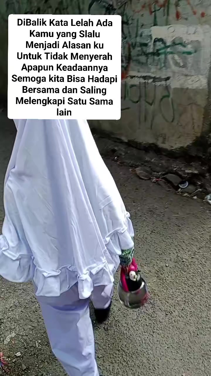 @Debyrieni