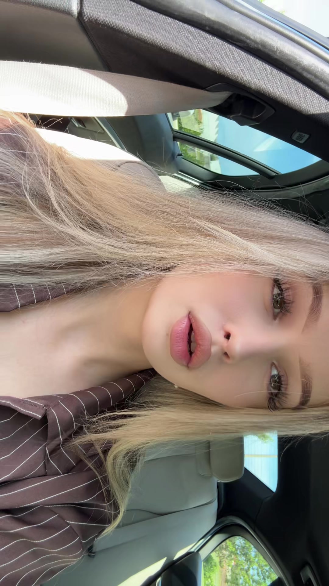 @karina