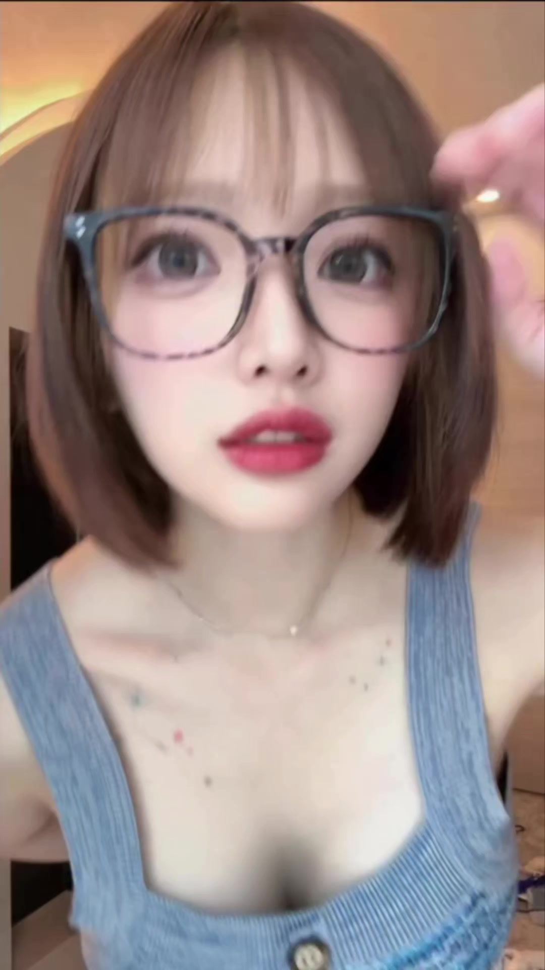 @We love Asian women.