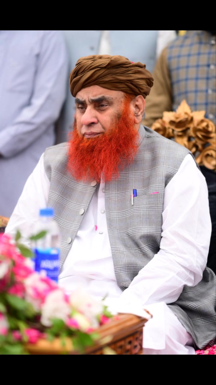 @خاک پائے درِ مرشد