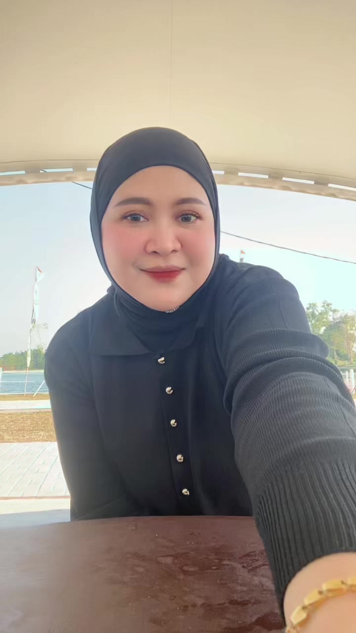 @selfisetiawaty