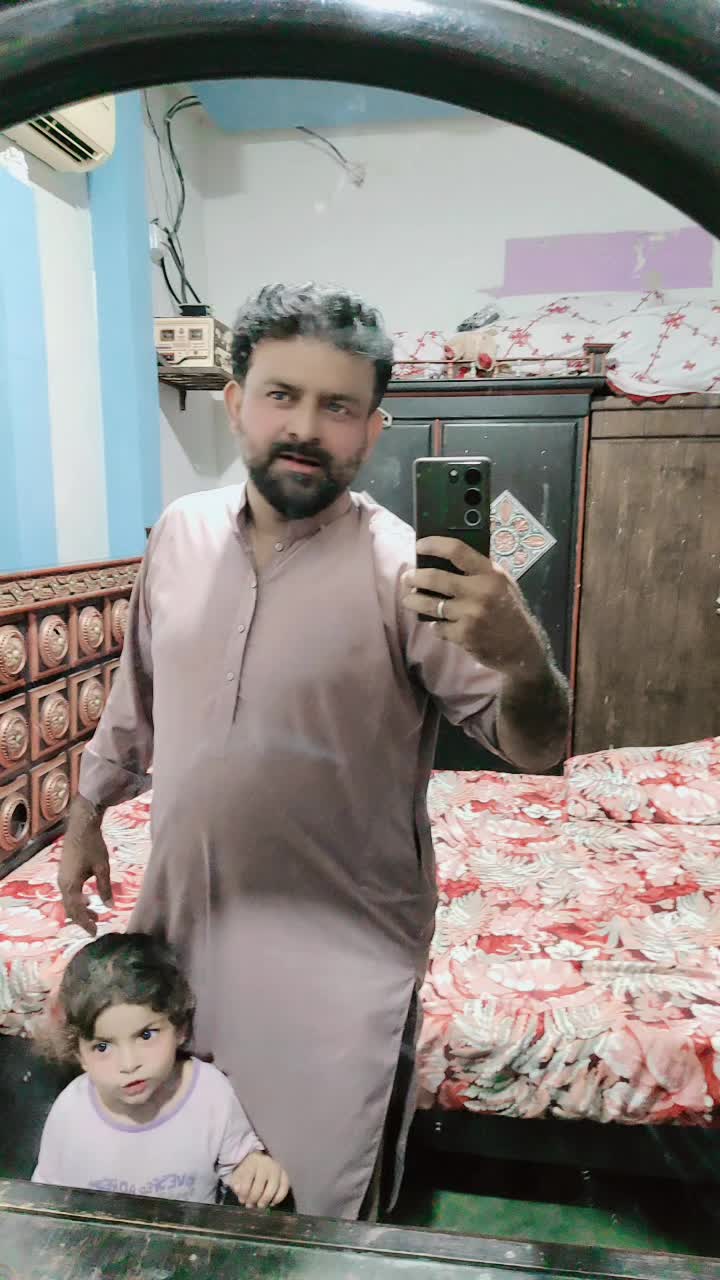 @IRFAN ALI 👑
