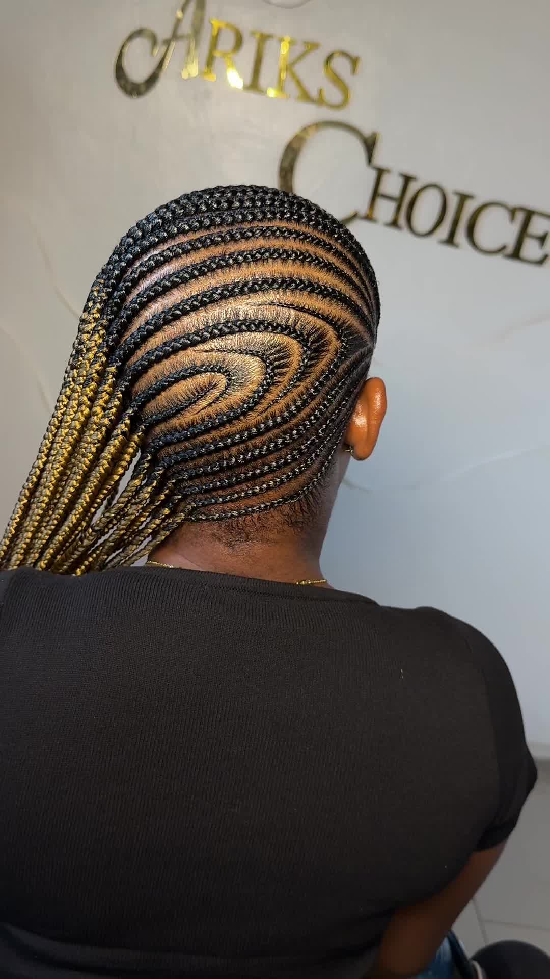 @BRAIDER IN IFE/ILESHA GARAGE