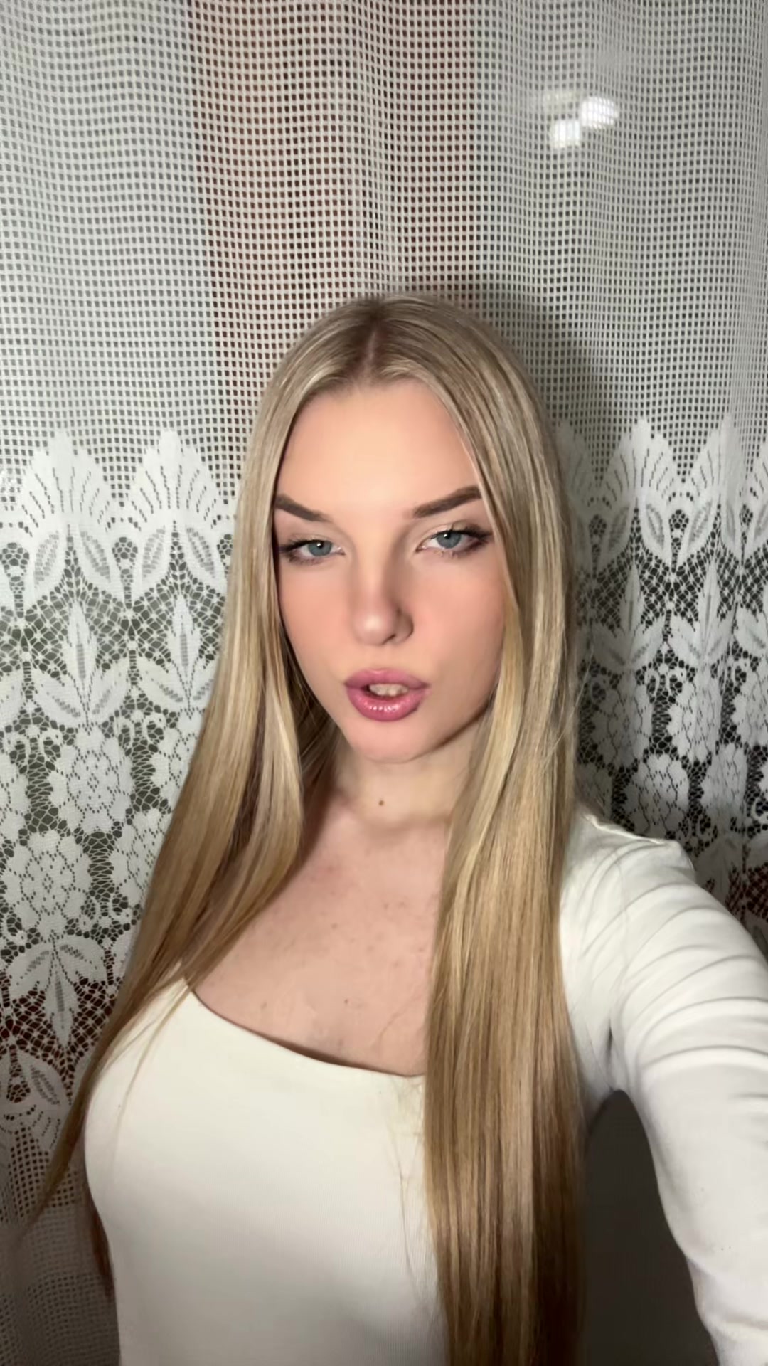 @Sara👻
