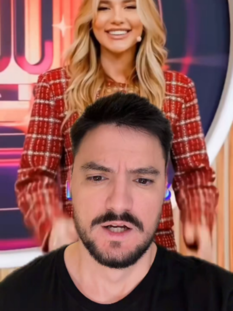 @Felipe Neto