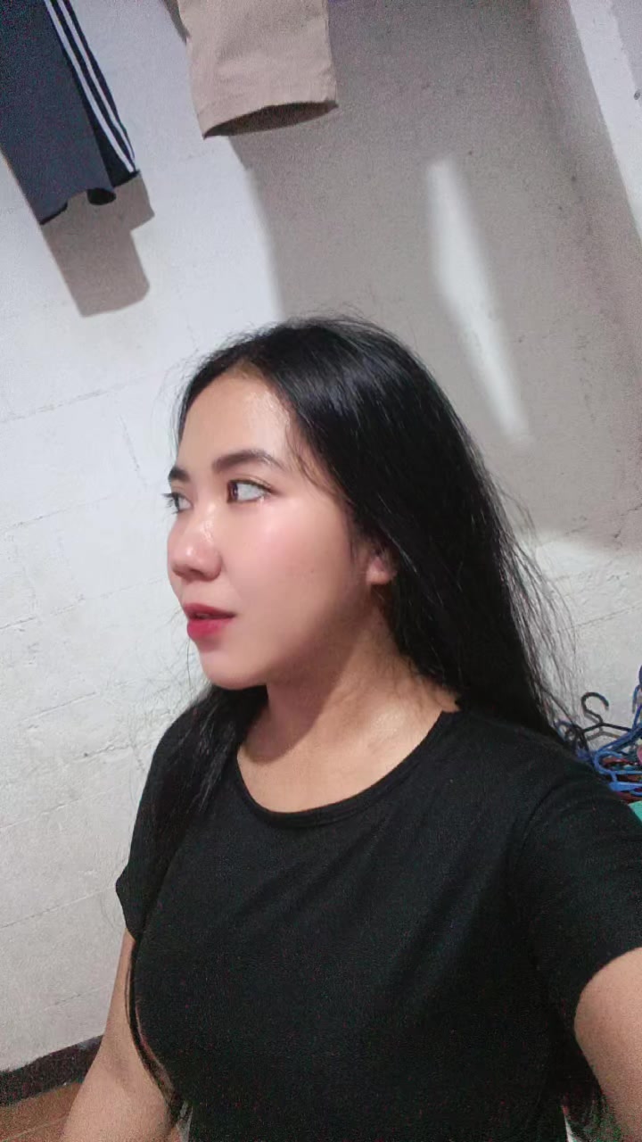 @Ems_