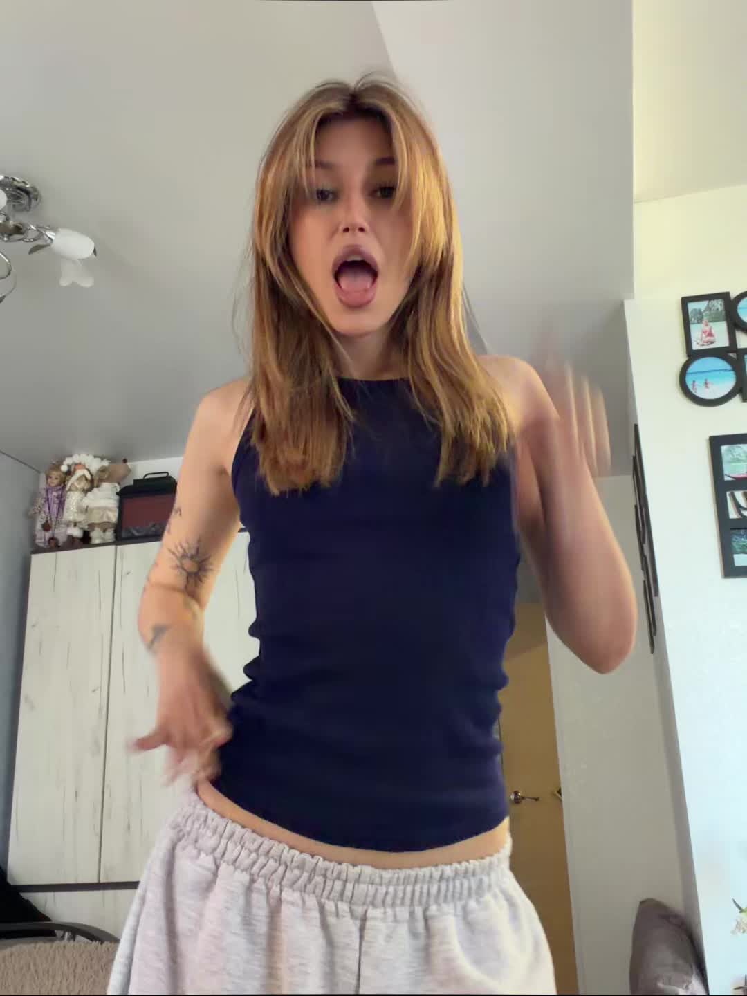 @_risha_ri
